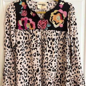 Savanna Jane Multicolor Embroidered Animal Print Top size S floral NWT